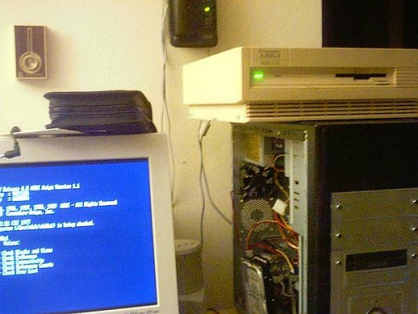 Amiga 3000UX image 2