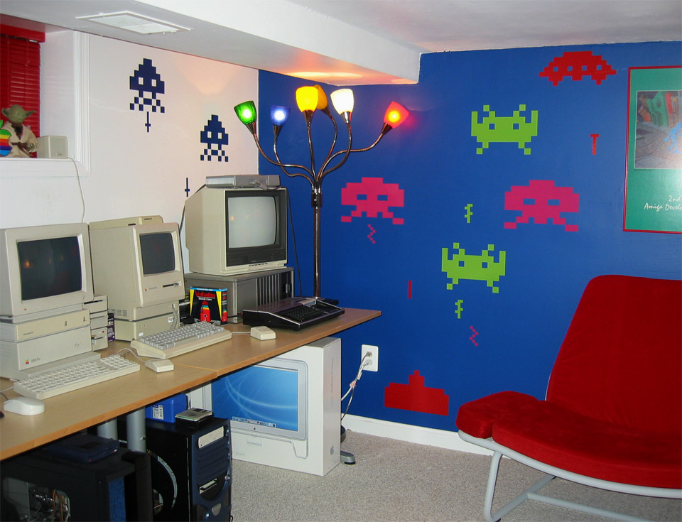 Wall Invaders!
