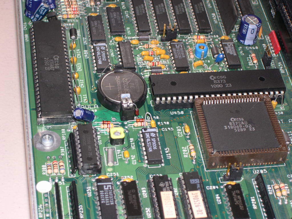 Amiga 3000 Lithium Hack pic 1