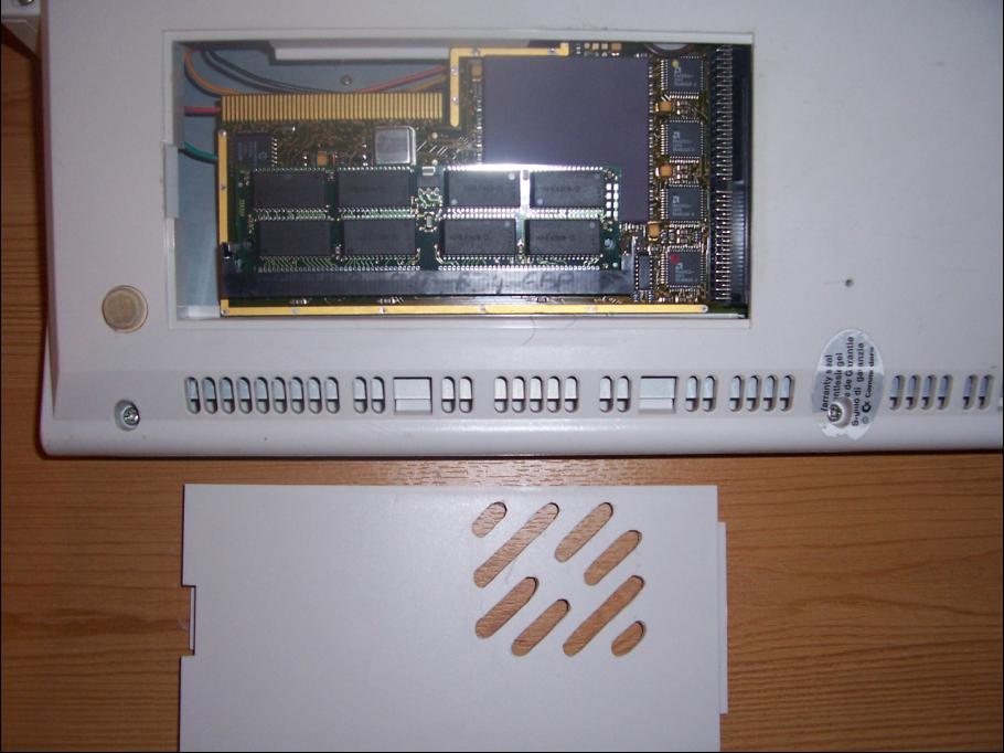 CU_AMiGA's Amiga 1200 (Inside The Trapdoor)