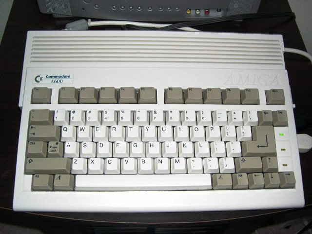 Amiga 600 Computer USA keyboard