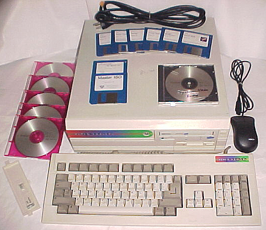 Amiga 4000 Desktop 040@25mhz/18mb Ram/4gb HD/CDWriter