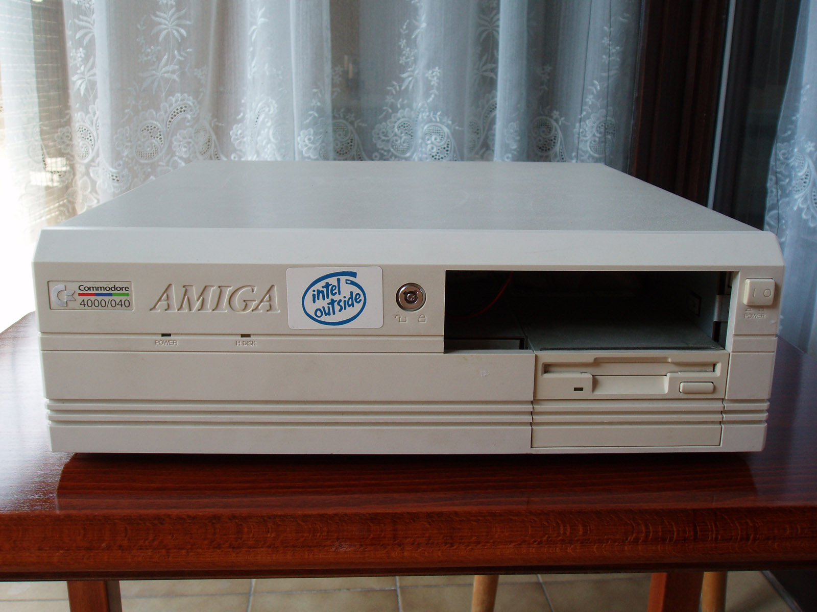 A4000, desktop, no faceplate