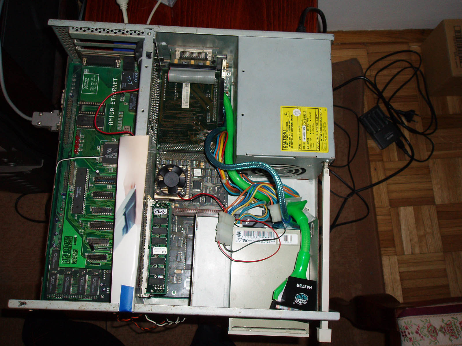 round cables in A4000
