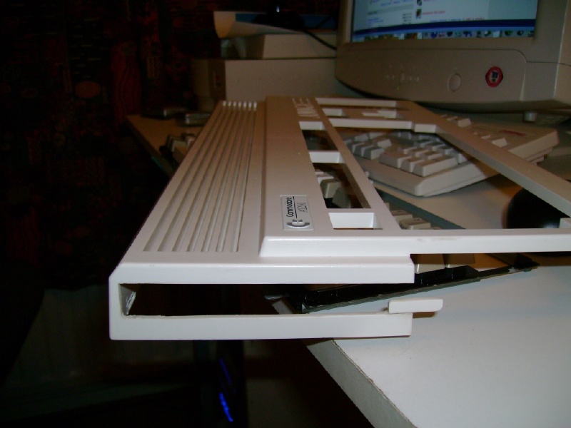 Cover for A1200 modded for internal cdrom