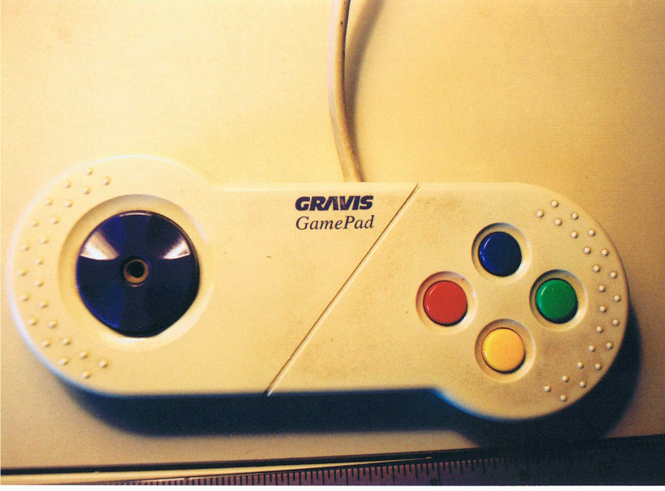 Gravis Gamepad
