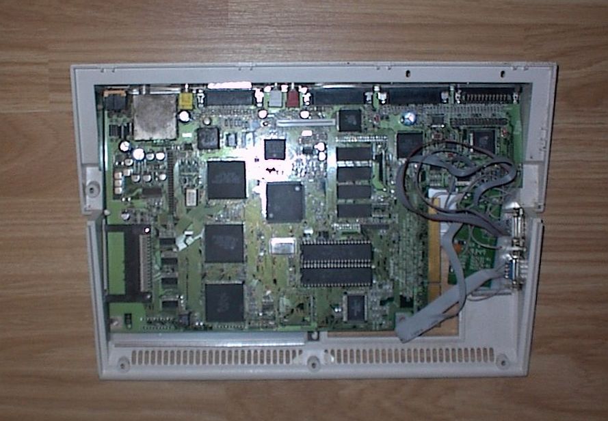 Fit an A1200 motherboard in an A600 case
