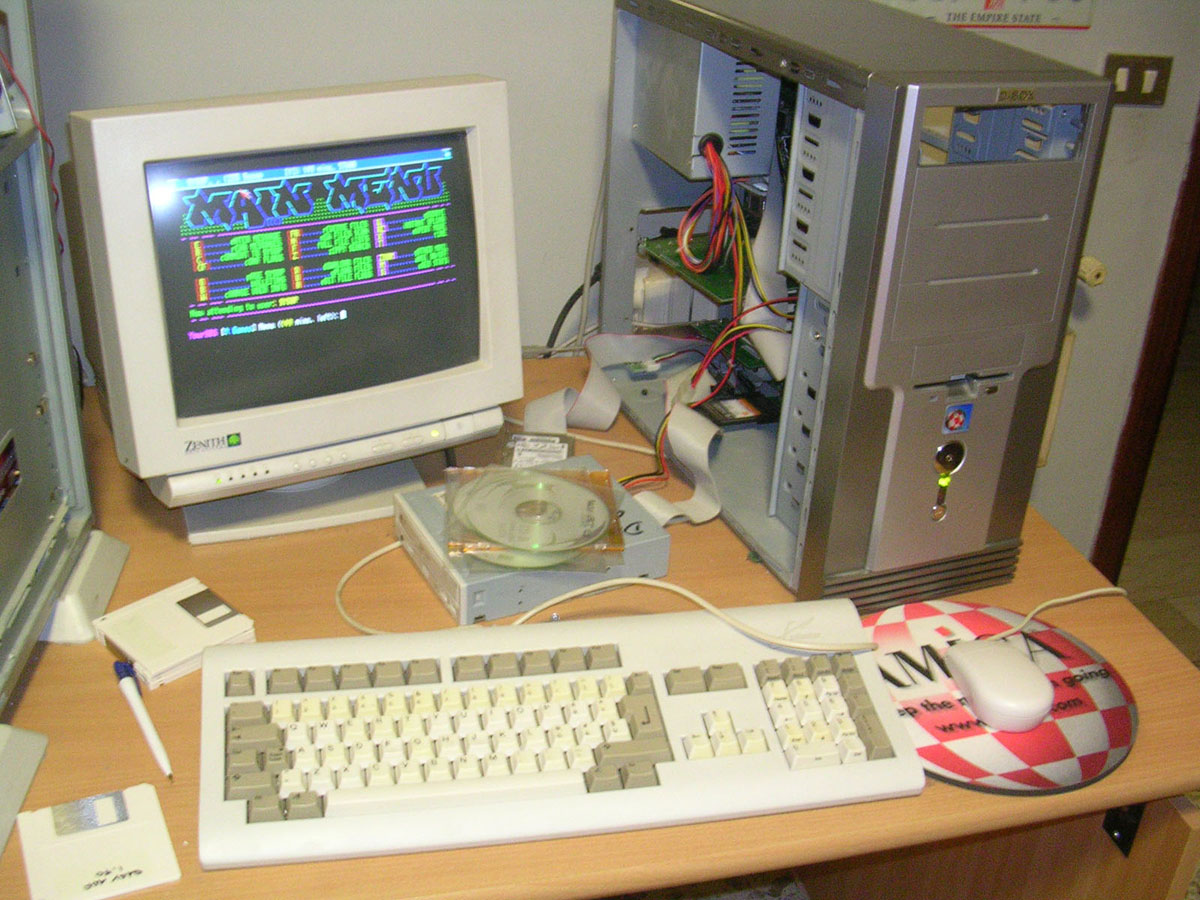 My Amiga 1200T running Ami-Express V4.12