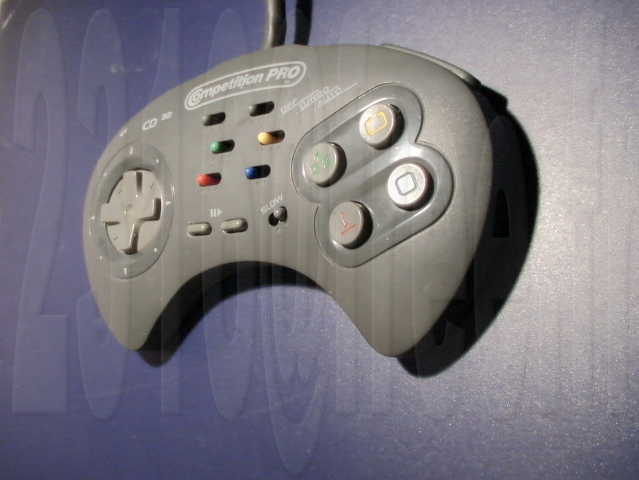 Joystick: CD32 Competition Pro (2)