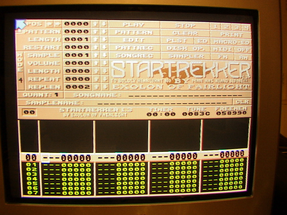 Startrekker v1.3 - 4 AMIGA channels